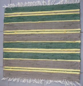 ručne tkaný handričkový koberec