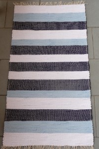 ručne tkaný handričkový koberec 