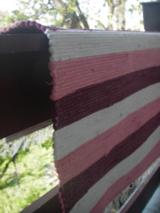 ručne tkaný handričkový koberec